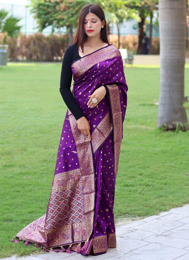 Pure Soft Silk Magenta Traditional Wear Zari Work Saree